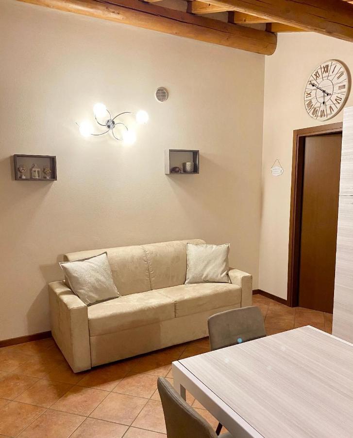 Apartament Casa Vacanze Raggio Di Sole Valeggio sul Mincio Zewnętrze zdjęcie