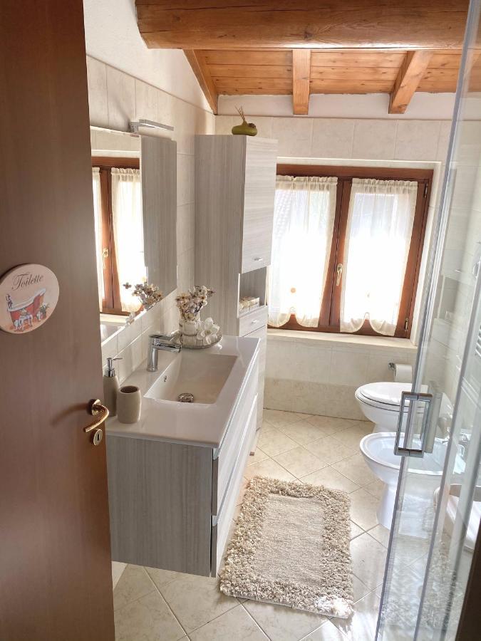 Apartament Casa Vacanze Raggio Di Sole Valeggio sul Mincio Zewnętrze zdjęcie