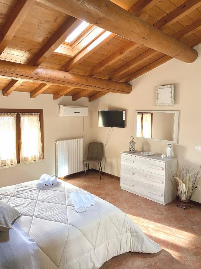 Apartament Casa Vacanze Raggio Di Sole Valeggio sul Mincio Zewnętrze zdjęcie