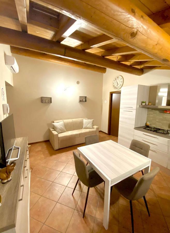 Apartament Casa Vacanze Raggio Di Sole Valeggio sul Mincio Zewnętrze zdjęcie